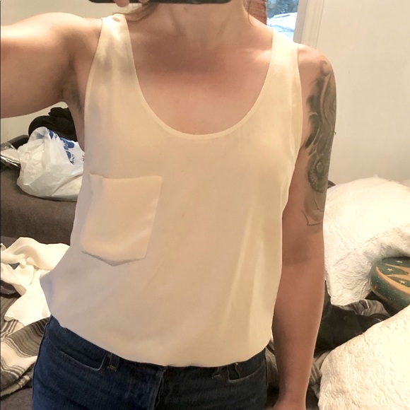 100% silk Wilfred tank top FREE add-on - Picture 1 of 4